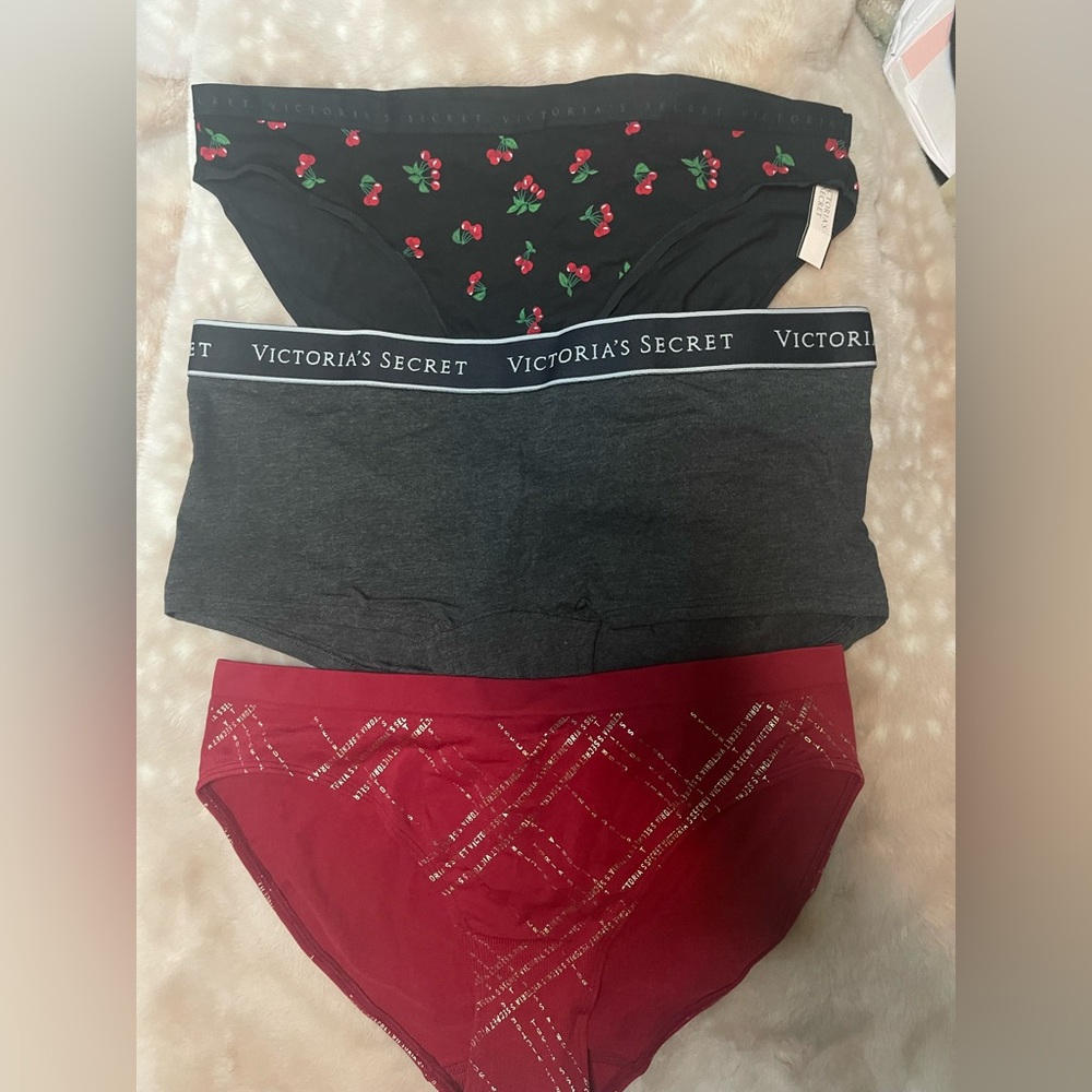 Victoria's Secret lot of 3 panties underwear size Large